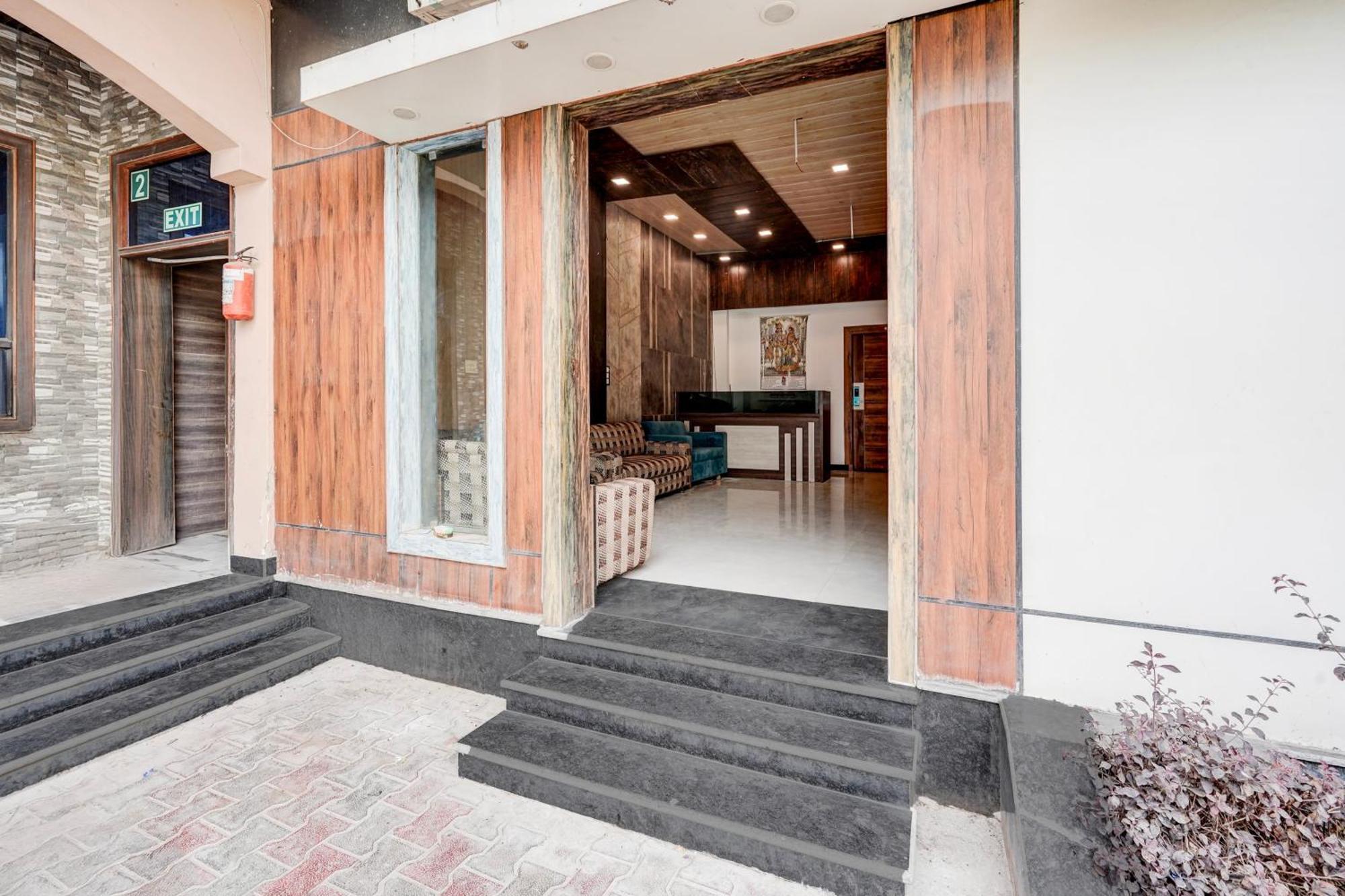 Hotel O Mayur Resort 마투라 외부 사진
