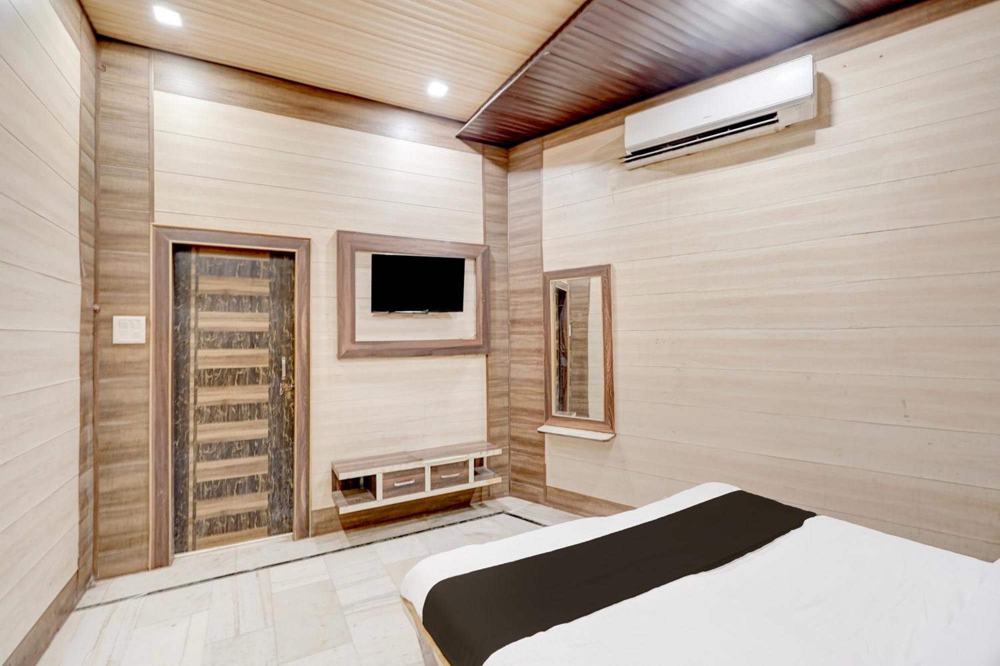 Hotel O Mayur Resort 마투라 외부 사진